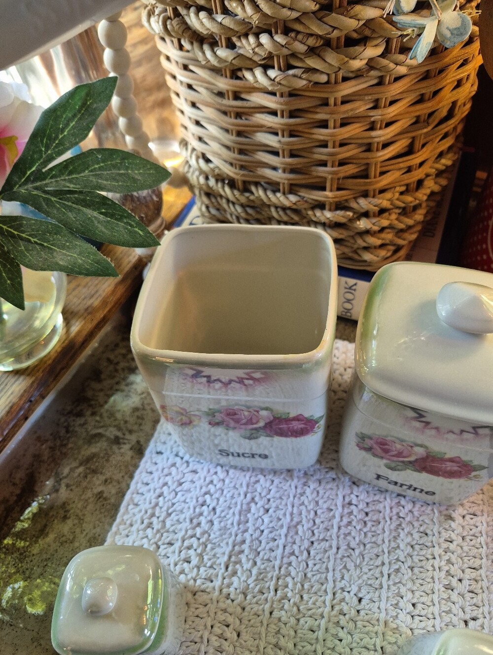 4pc Vtg French Ceramic Pink Rose French Sucre, Farine, Épices, Poivre Canisters - Picture 10 of 12